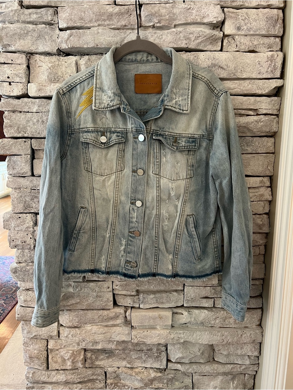 Sanctuary Distressed Denim Jacket Size Small Embroidered Celestial Design - Picture 2 of 9
